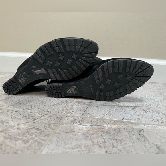 Black Suede Ankle Booties / Lug Sole / Wedge Heel / EU size 38 - Picture 5 of 5